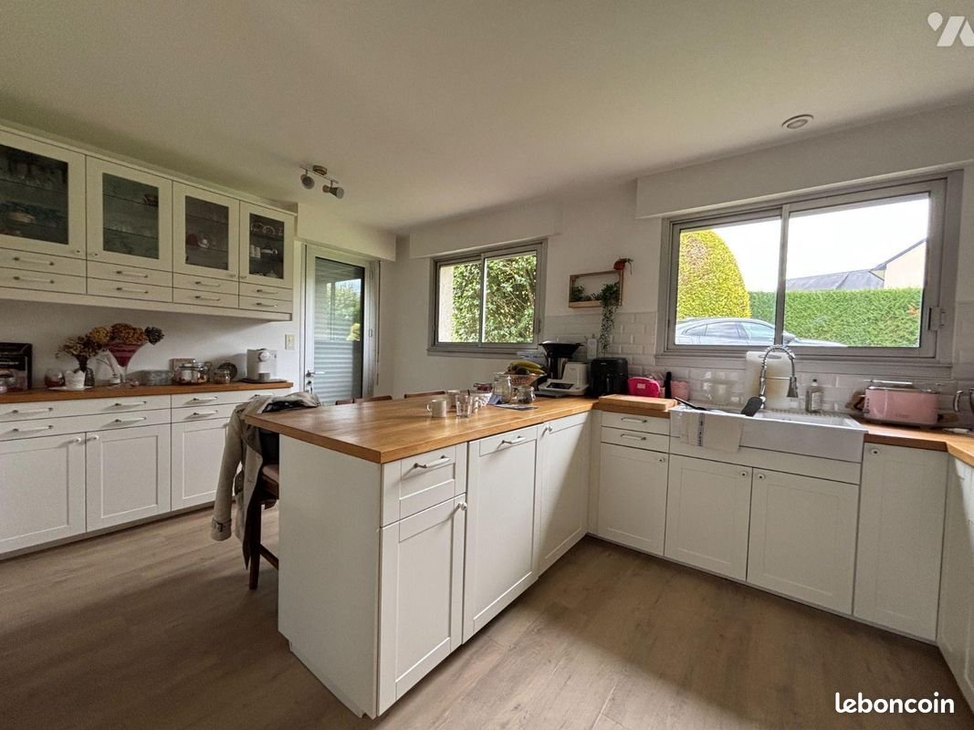 Maison à vendre, 260m², Fougères