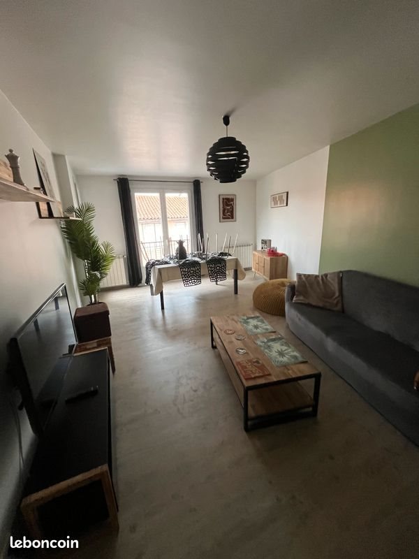 Appartement à louer, 84m², Millau