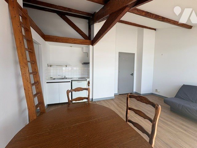 Appartement à louer, 27m², Quimper