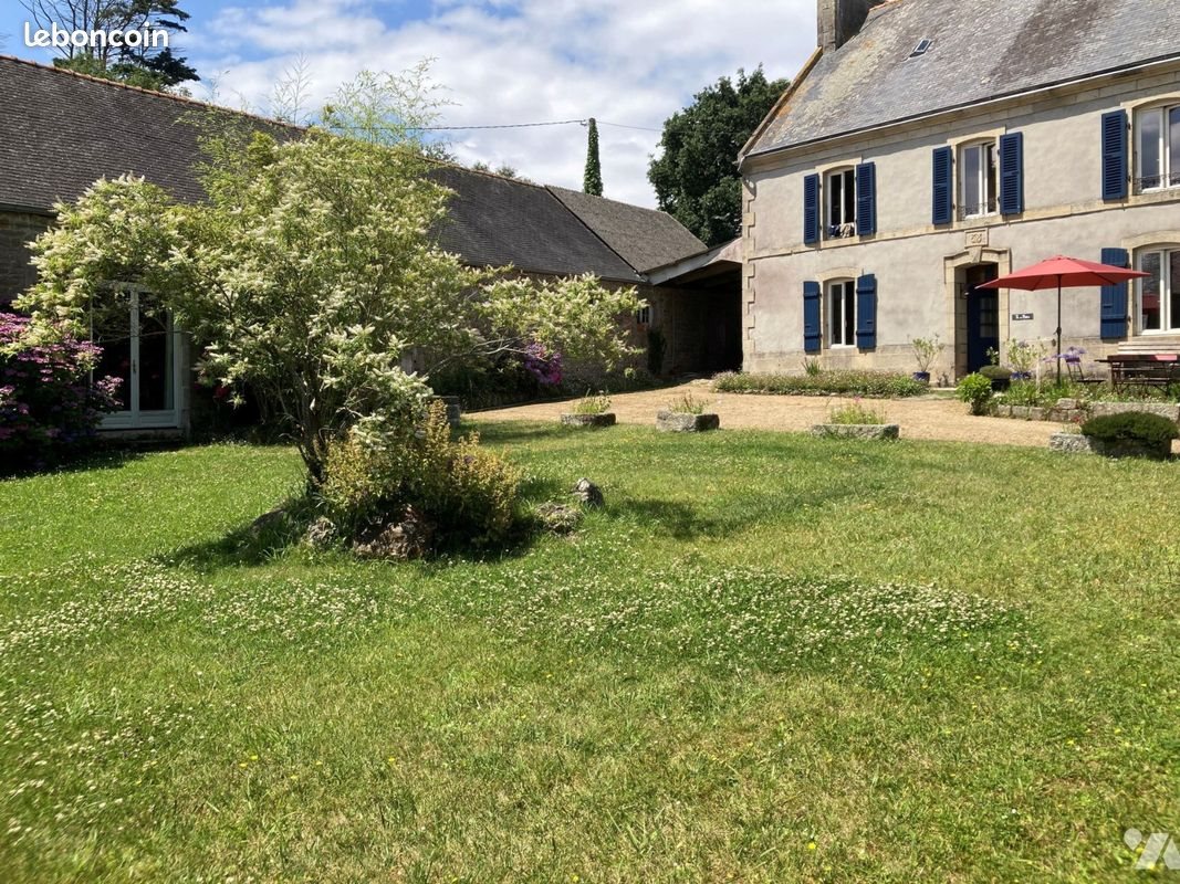 Maison à vendre, 186m², Plonévez-Porzay