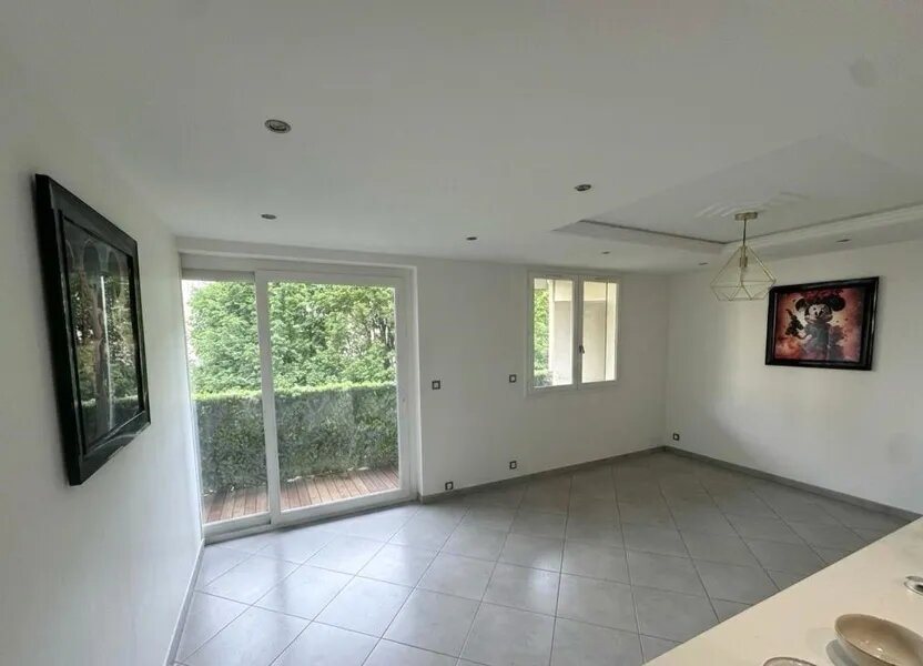 Appartement à vendre, 70m², Romainville