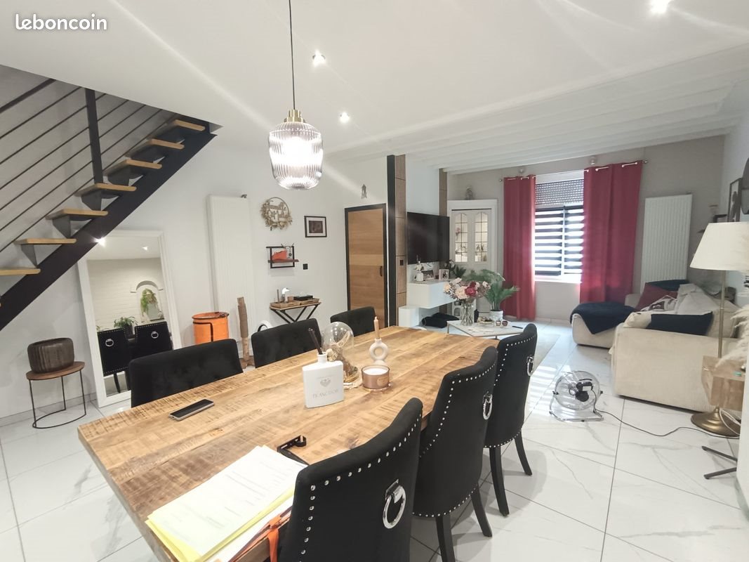 Maison à vendre, 99m², Neuville-en-Ferrain