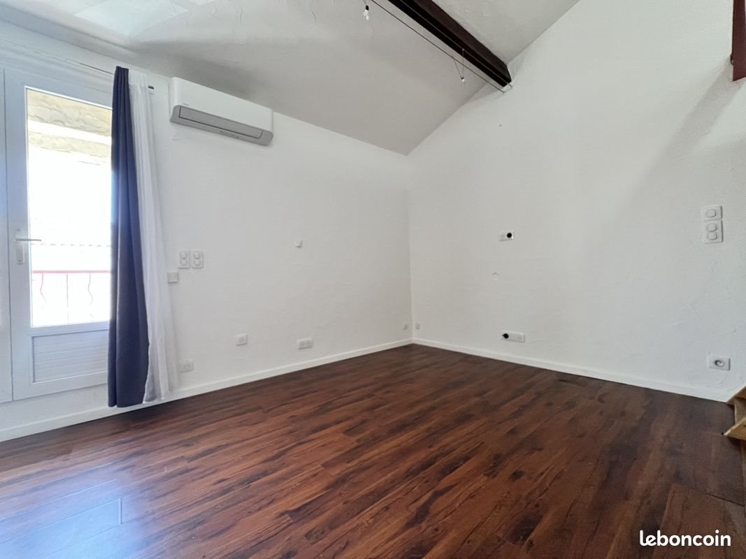Appartement à louer, 28m², Puget-sur-Argens