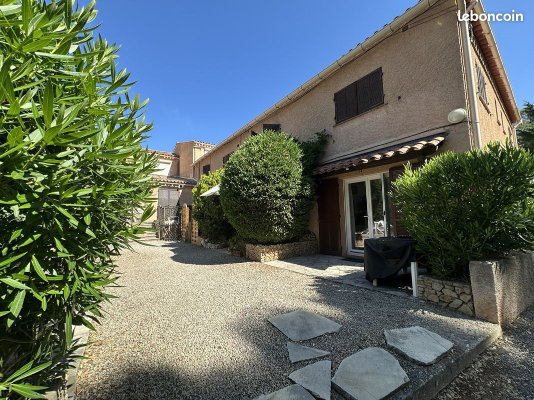 Appartement à vendre, 33m², Fréjus