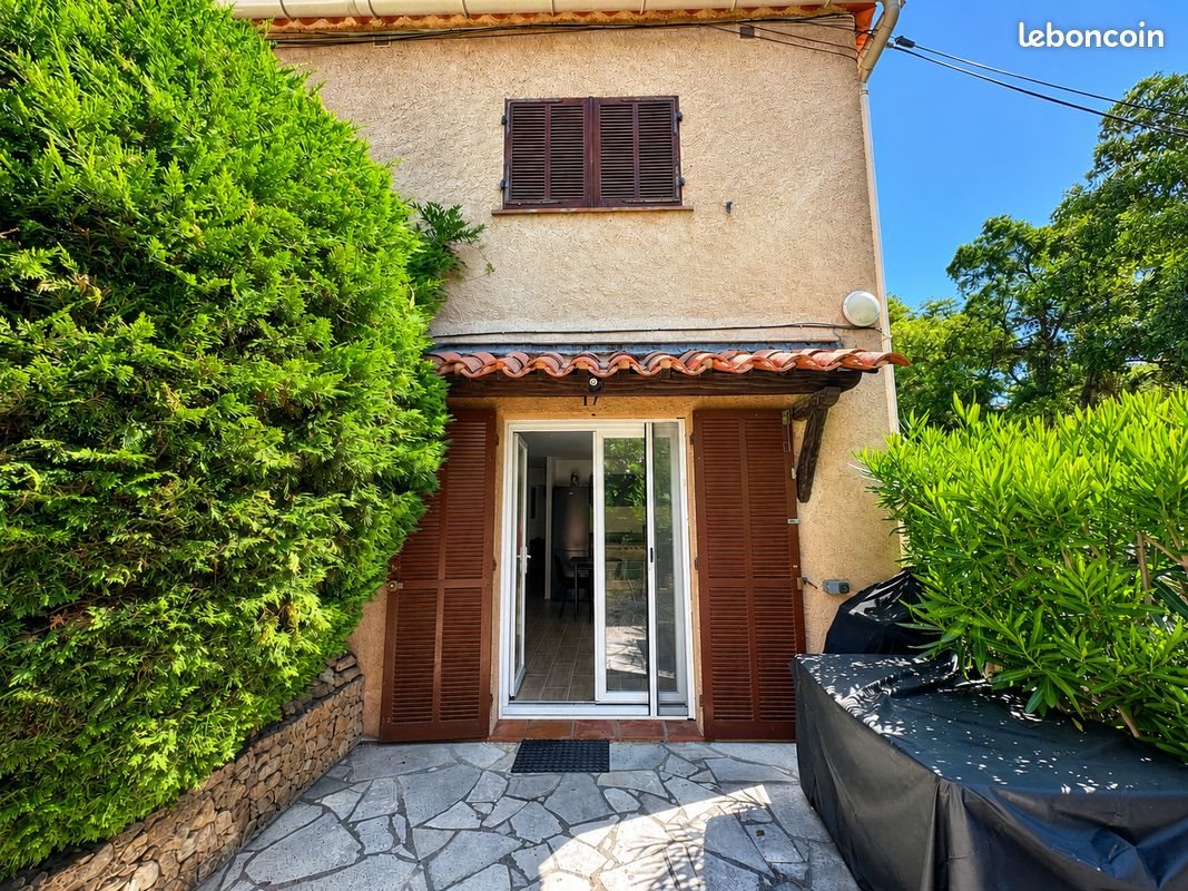 Appartement à vendre, 33m², Fréjus