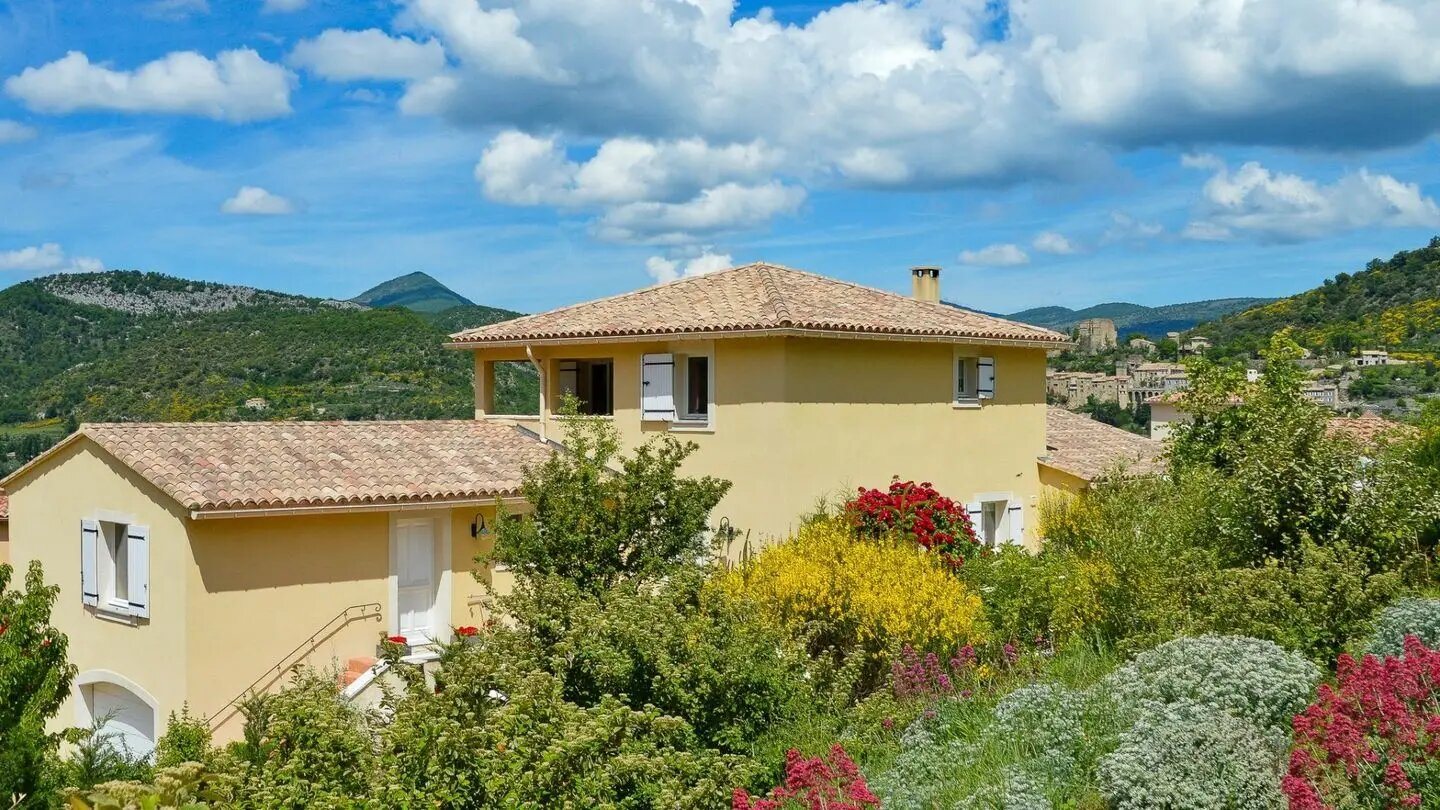 Maison à vendre, 245m², Montbrun-les-Bains