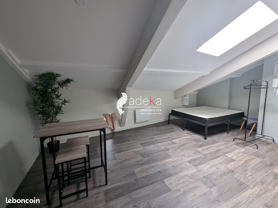 Appartement à louer, 18m², Riom