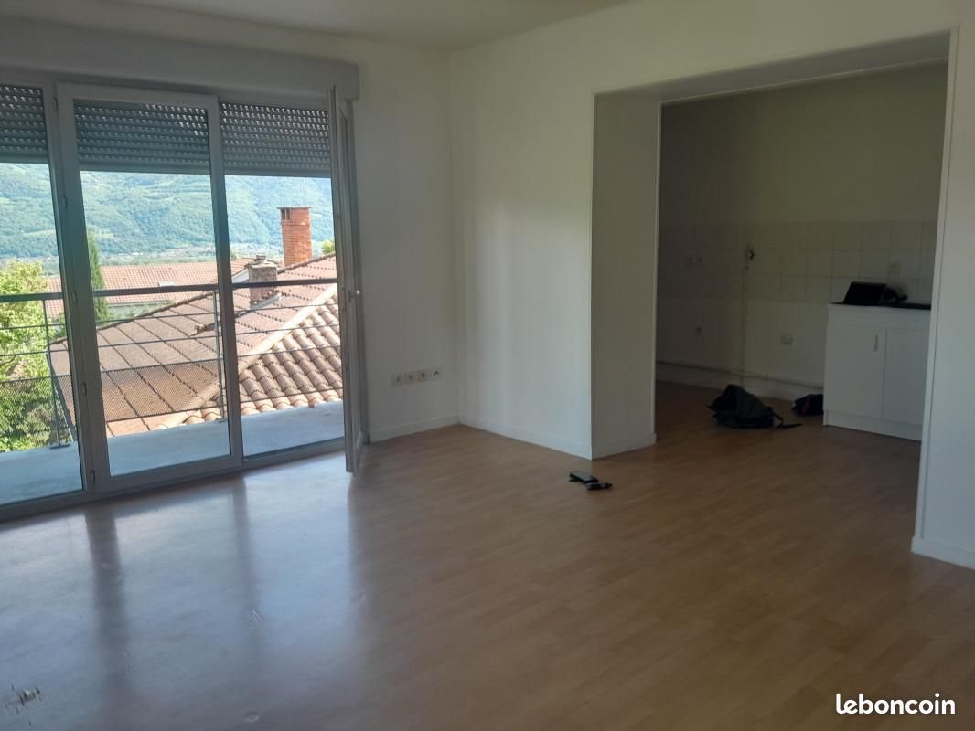 Appartement à louer, 64m², Saint-Ismier