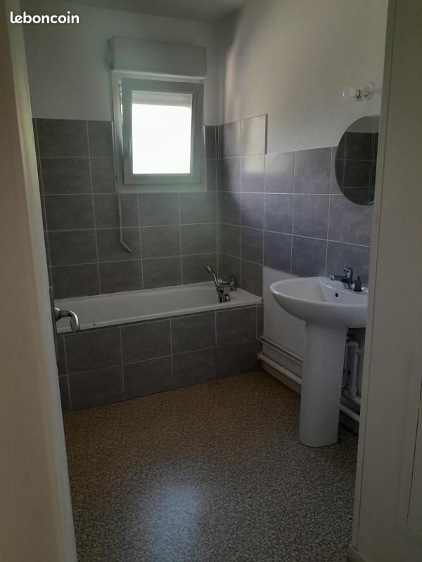 Appartement à louer, 64m², Saint-Ismier