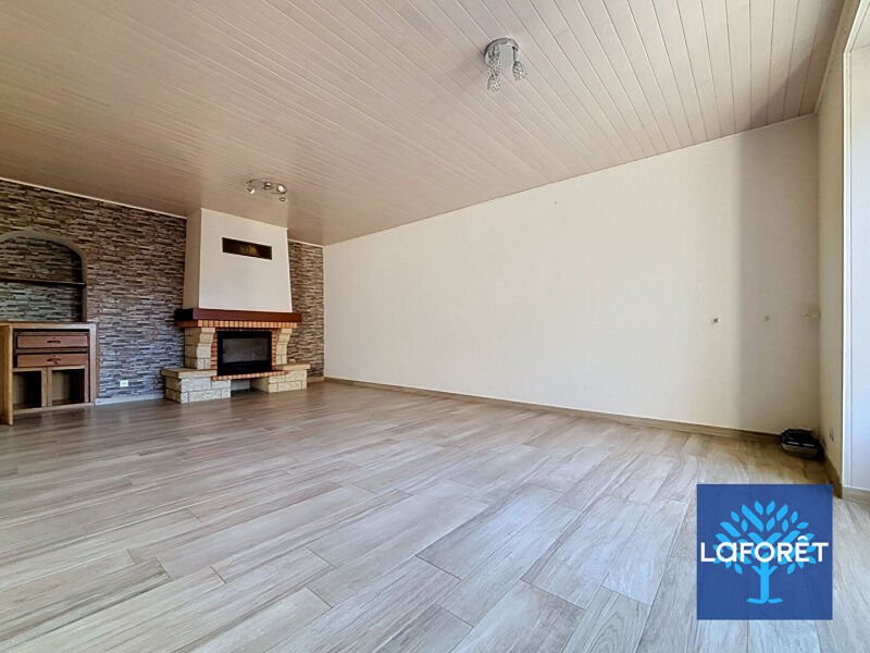 Maison à louer, 187m², Chantonnay