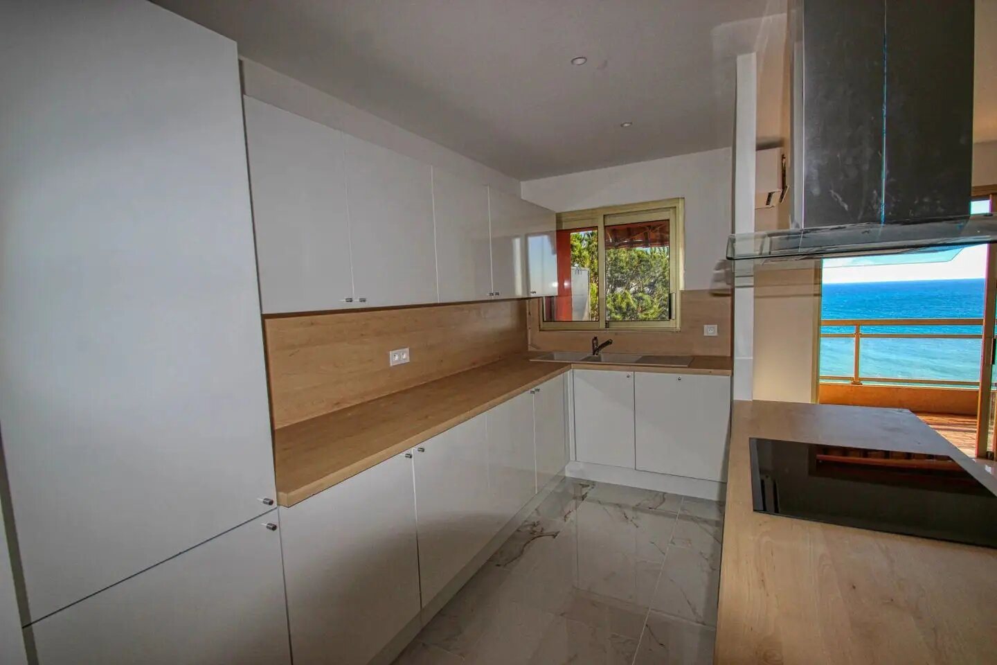 Appartement à louer, 86m², Roquebrune-Cap-Martin