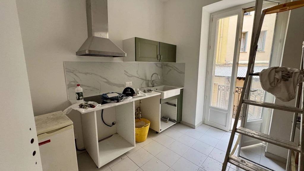 Appartement à louer, 71m², Beaulieu-sur-Mer