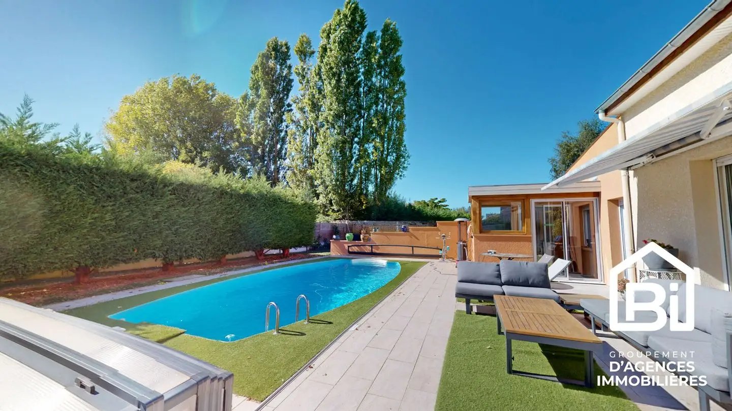 Maison à vendre, 185m², Frénouville