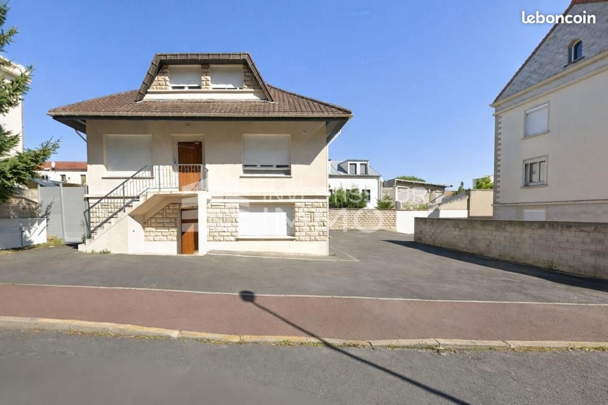 Appartement à vendre, 242m², Créteil