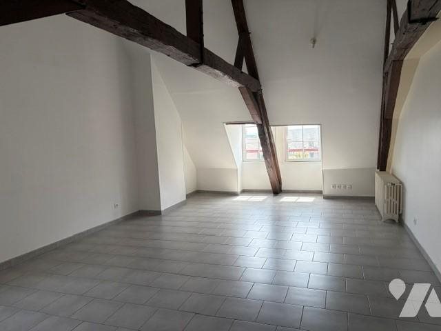 Appartement à louer, 78m², Laon