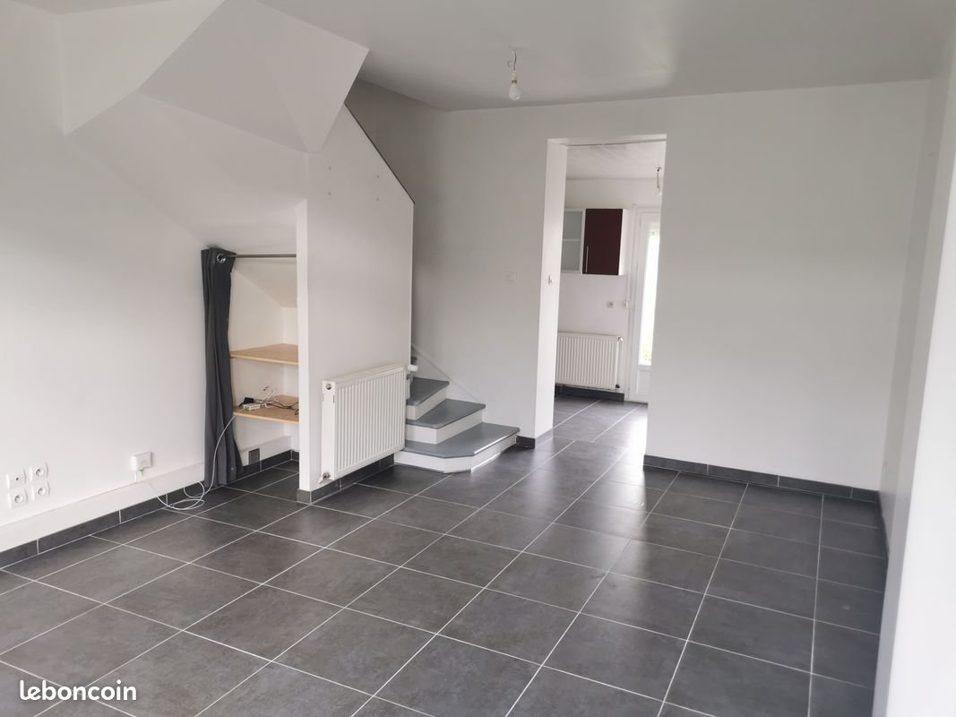 Maison à louer, 55m², Belleu