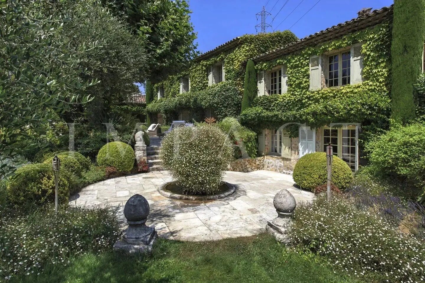 Maison à louer, 750m², Mougins