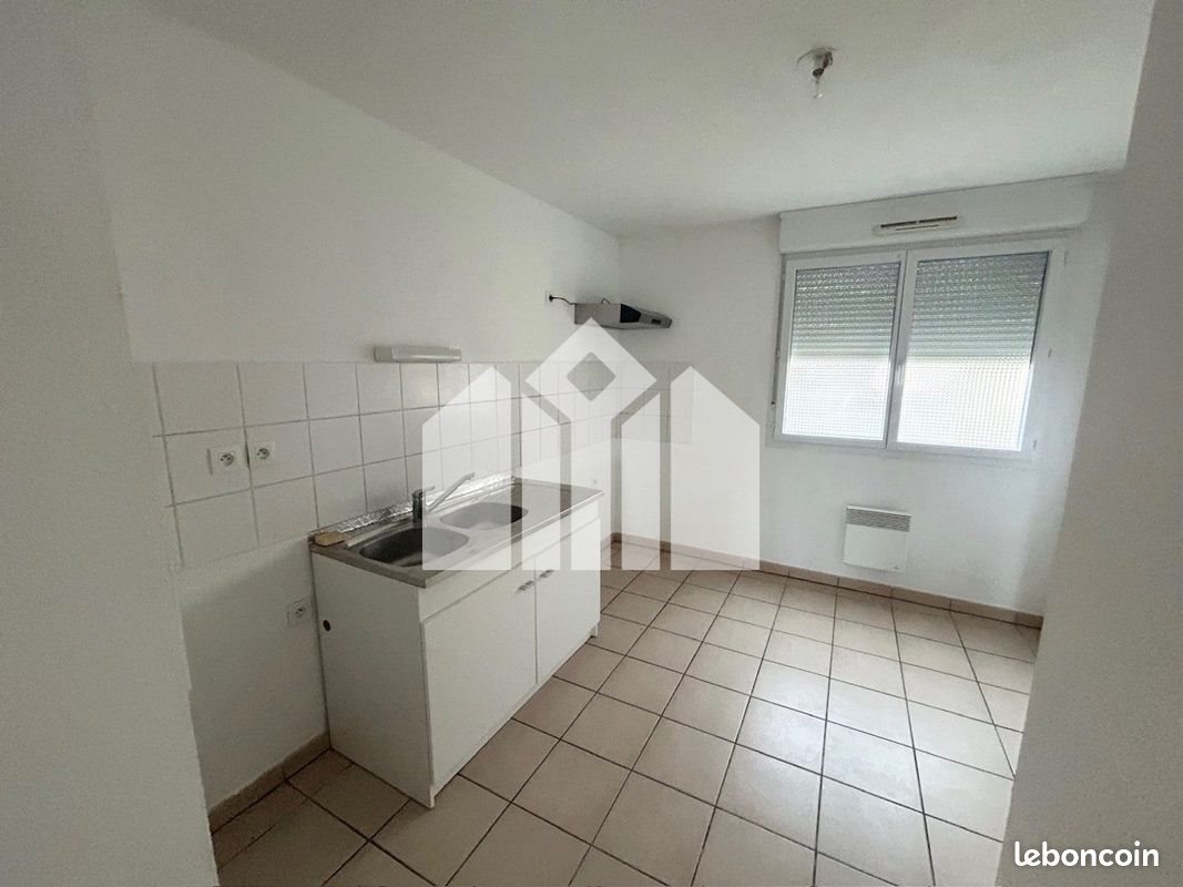 Maison à vendre, 82m², Terrasson-Lavilledieu