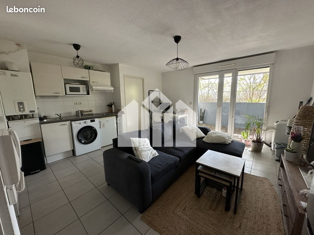 Appartement à louer, 40m², Cenon