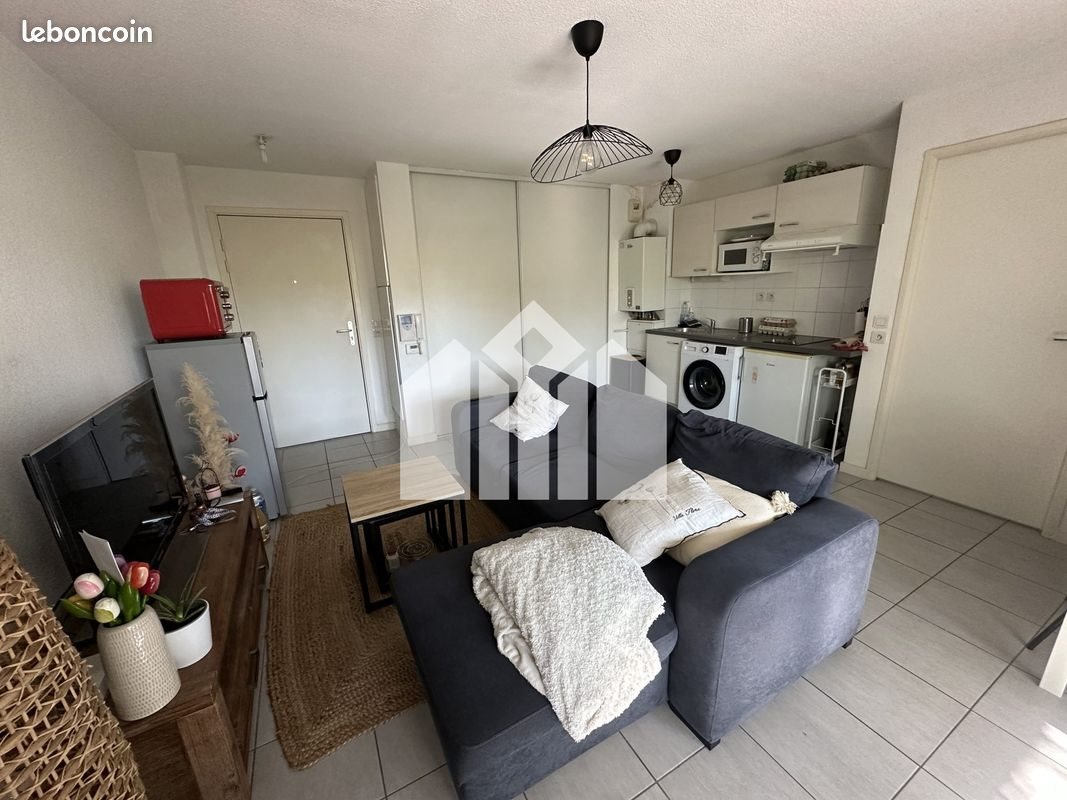 Appartement à louer, 40m², Cenon