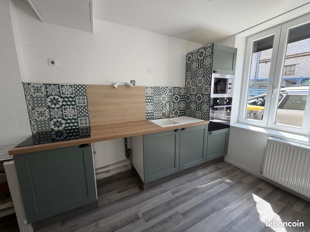 Maison à louer, 62m², Floing