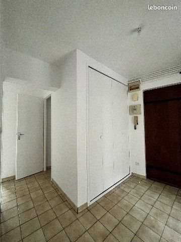 Appartement à louer, 45m², Sedan