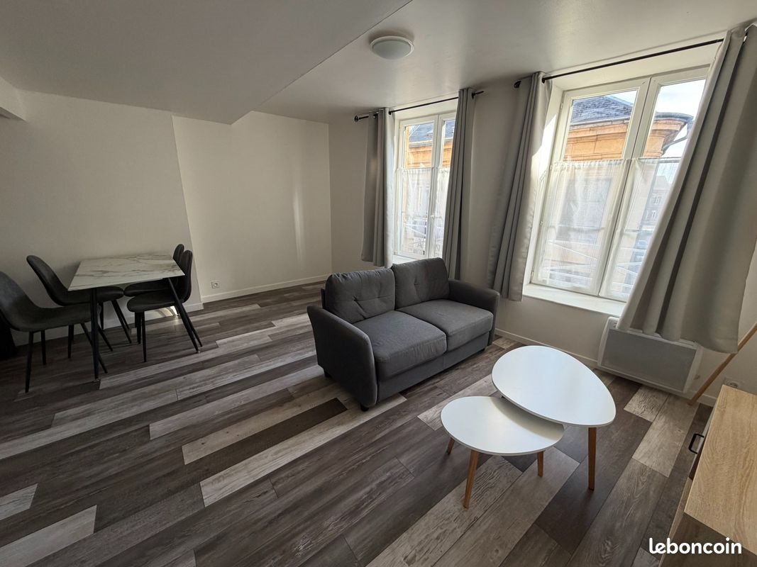 Appartement à louer, 45m², Sedan
