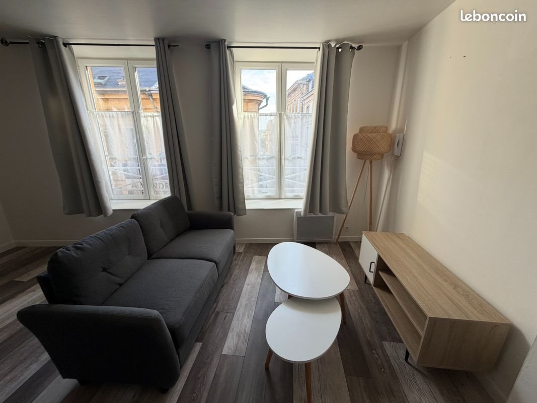 Appartement à louer, 45m², Sedan