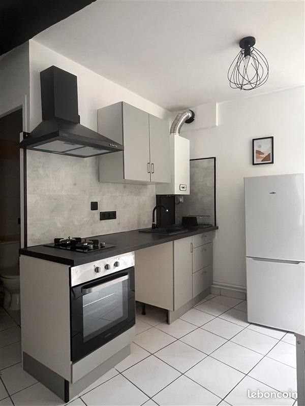 Appartement à louer, 30m², Sedan