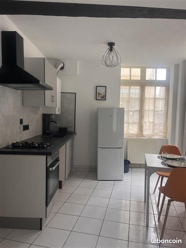Appartement à louer, 30m², Sedan