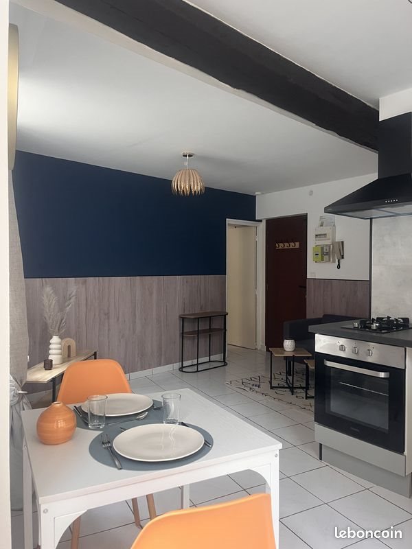 Appartement à louer, 30m², Sedan