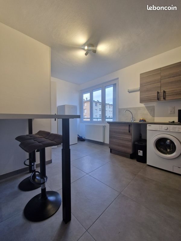 Appartement à louer, 28m², Sedan