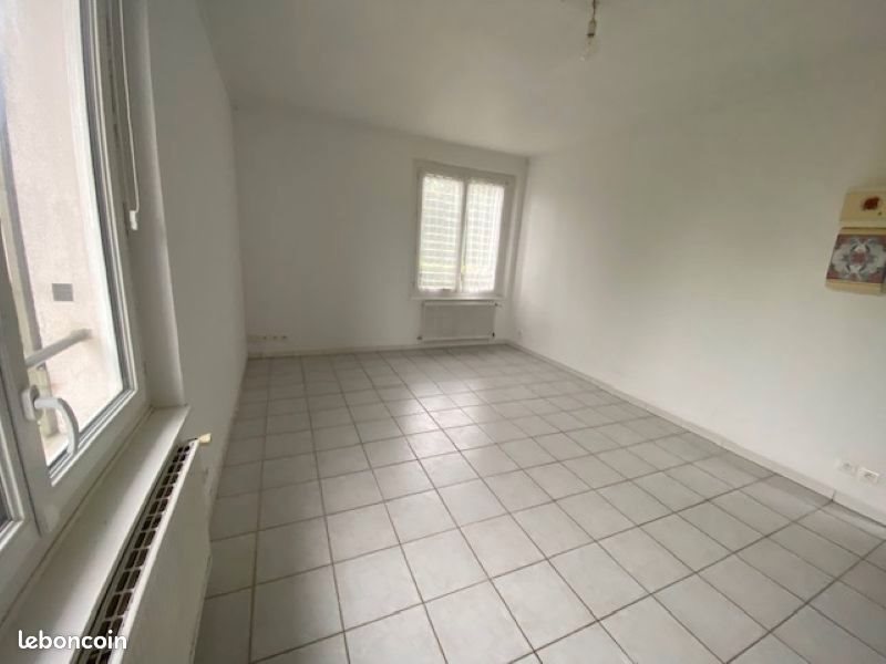 Appartement à louer, 24m², Le Boullay-Thierry