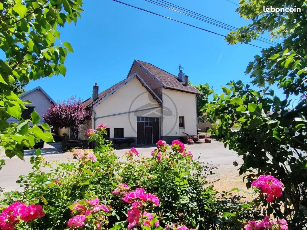 Maison à vendre, 146m², Montbozon