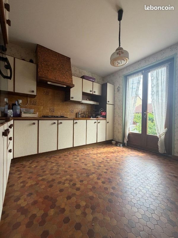 Maison à vendre, 91m², Mâcon