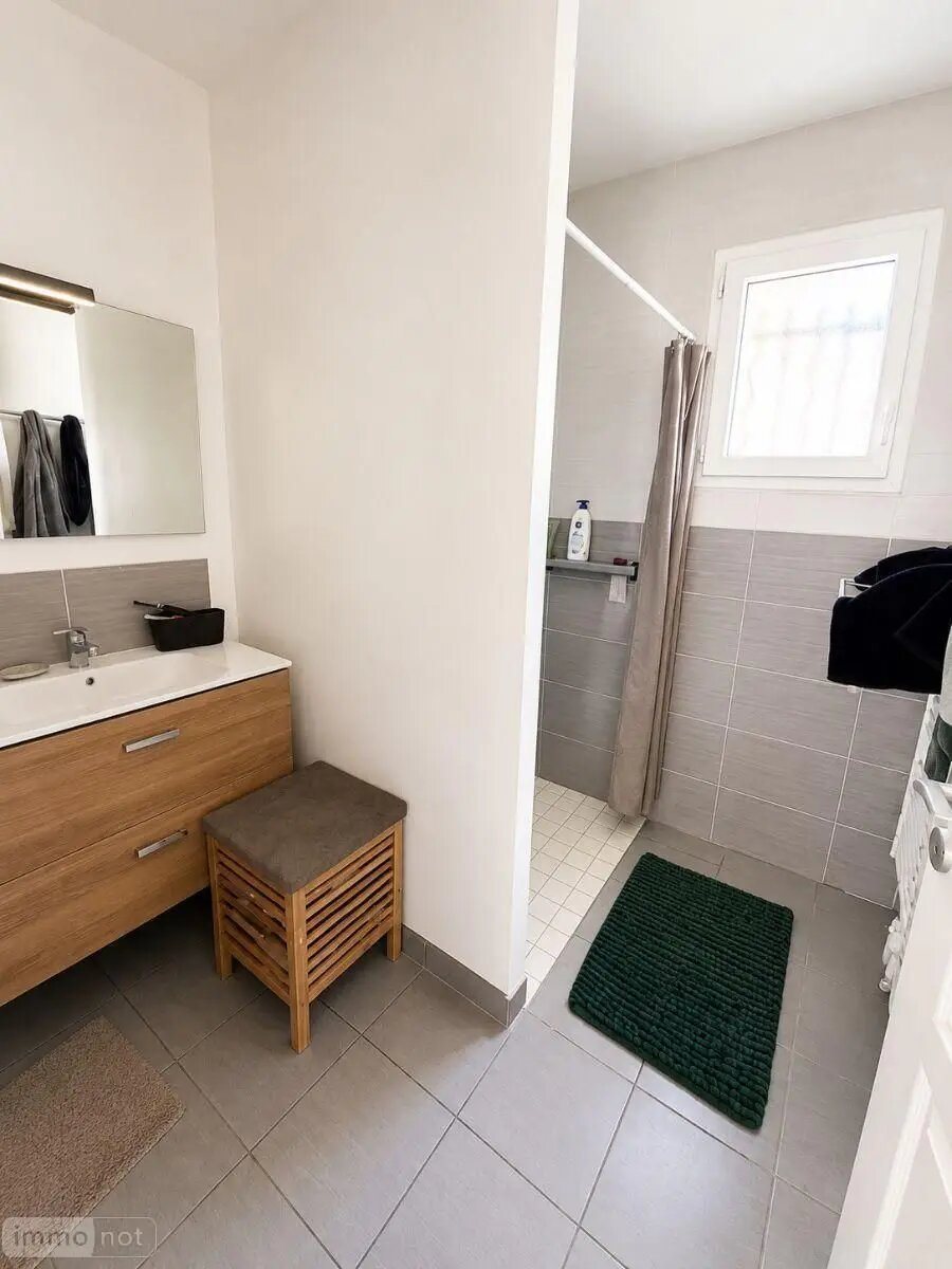 Maison à louer, 80m², Azé
