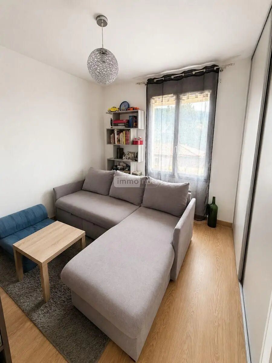 Maison à louer, 80m², Azé