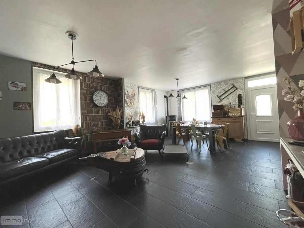 Maison à vendre, 137m², Lavaré