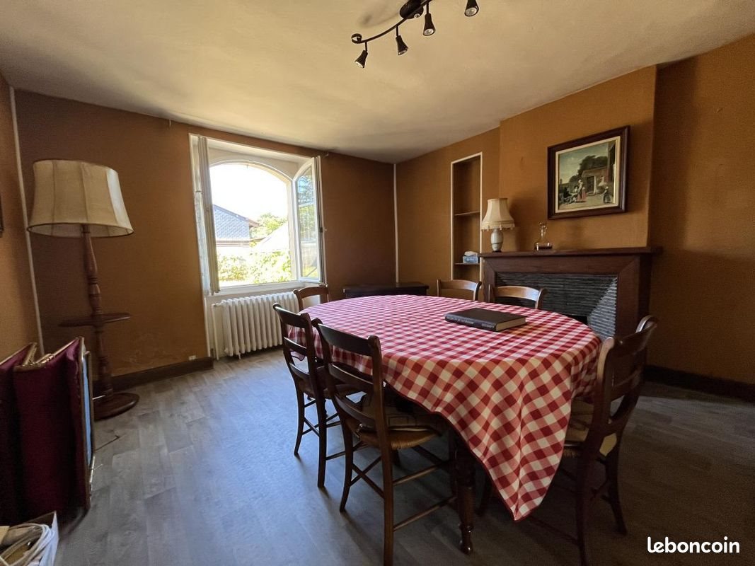 Maison à vendre, 115m², Dollon