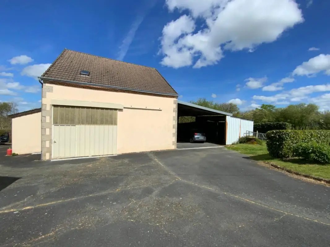 Maison à vendre, 172m², Aigurande