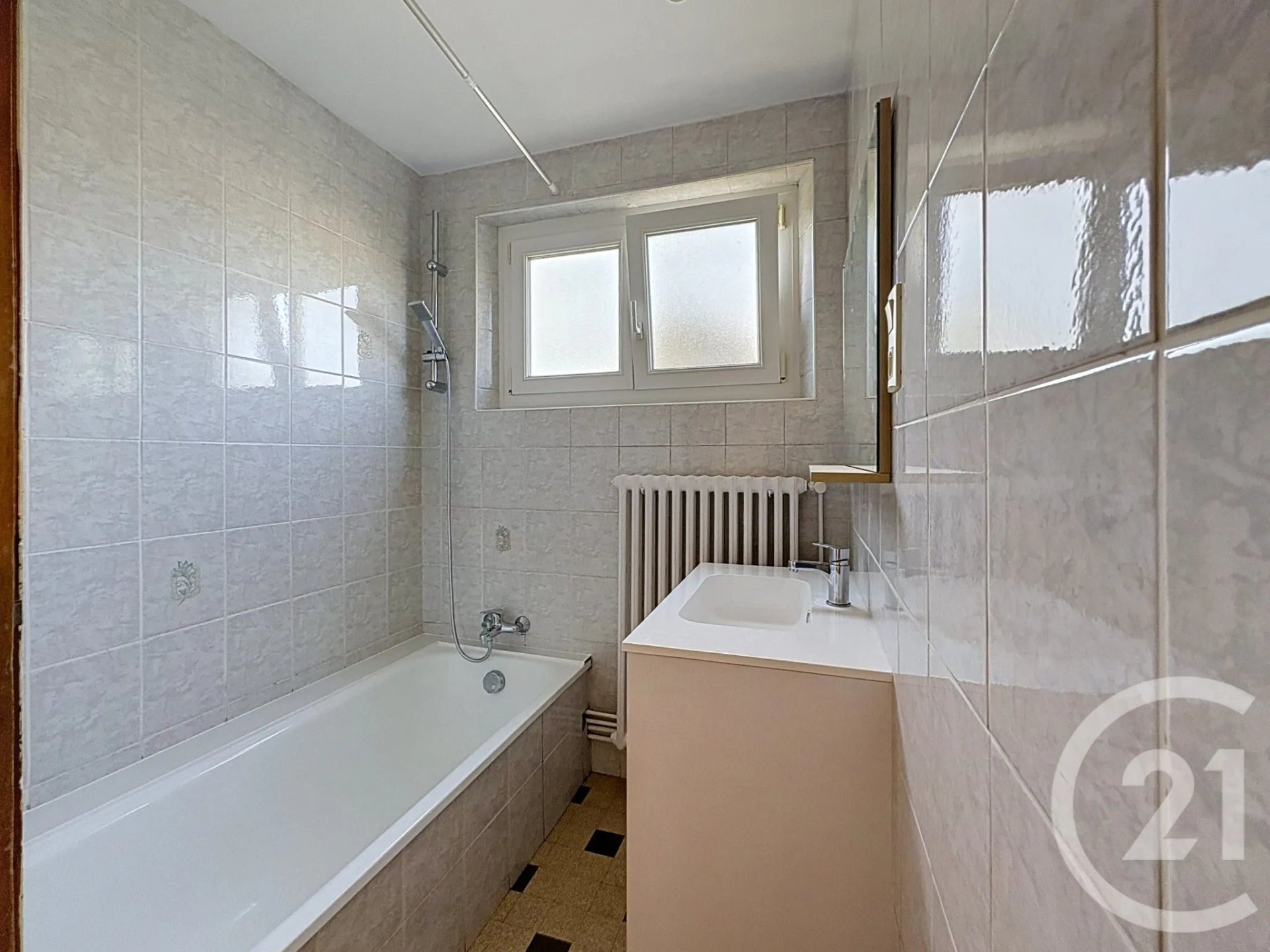 Appartement à louer, 72m², Exincourt