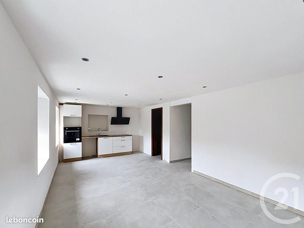 Appartement à louer, 61m², Dampierre-les-Bois