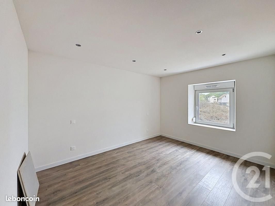 Appartement à louer, 61m², Dampierre-les-Bois