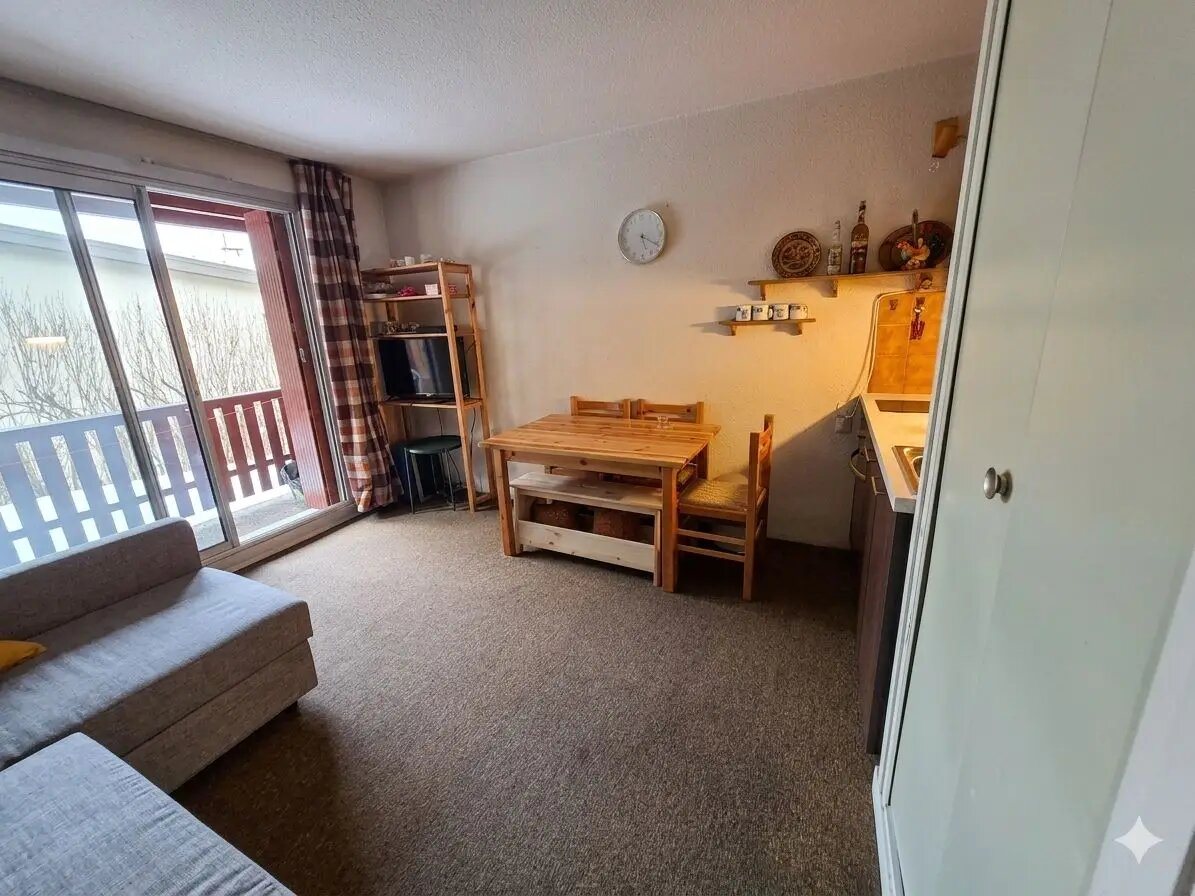 Appartement à vendre, 27m², Enchastrayes