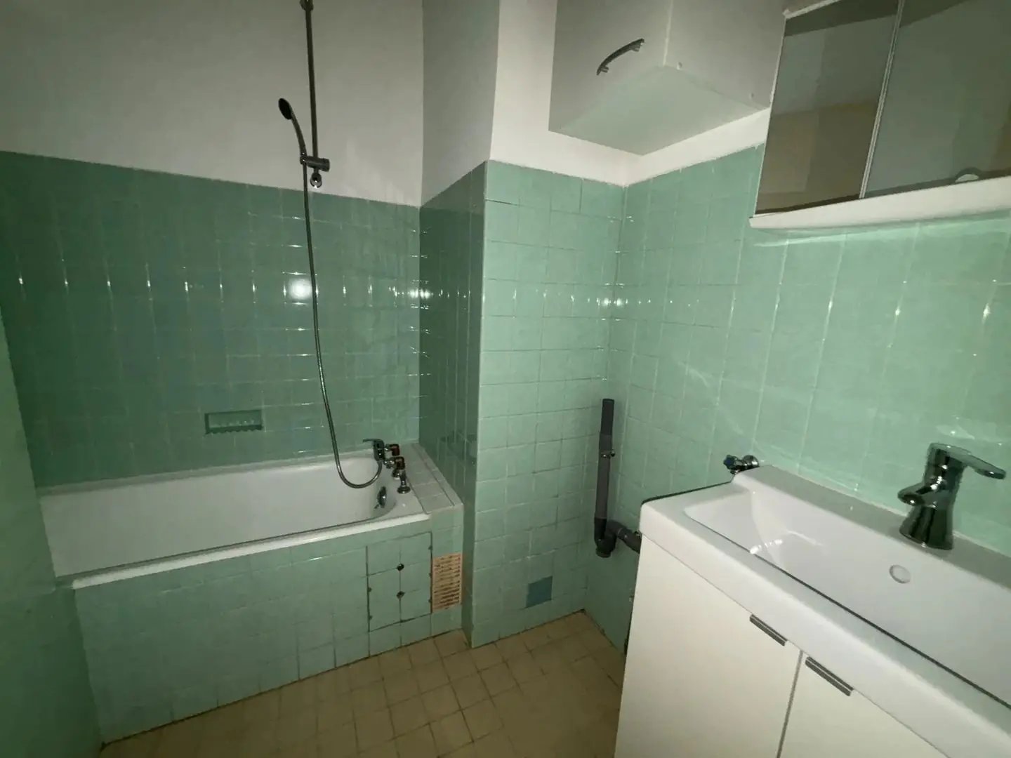 Appartement à louer, 1m², Marseille 6ème