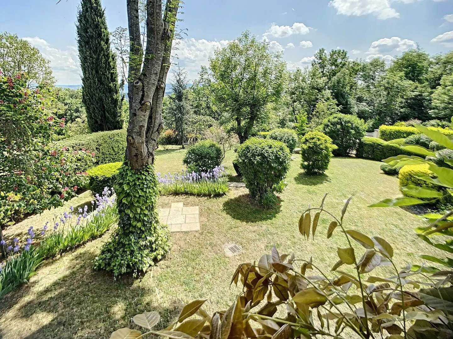 Maison à louer, 260m², Saint-Marcel-Bel-Accueil