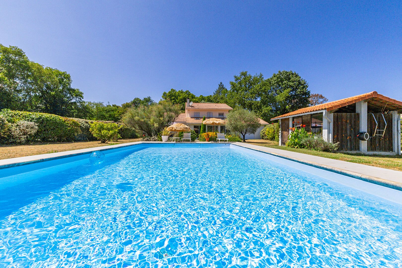 Maison à vendre, 207m², Saint-Selve