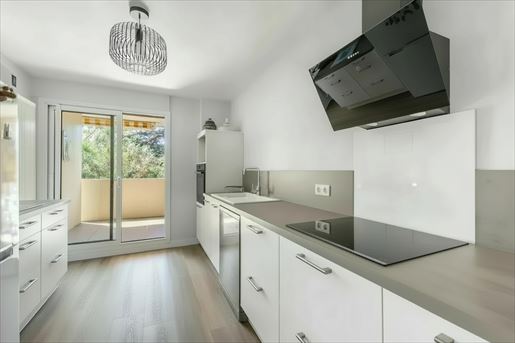 Advert pic 0