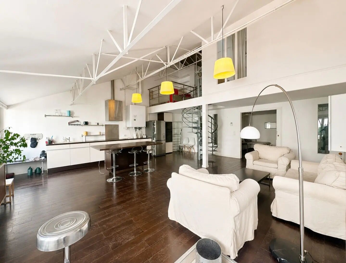 Appartement à louer, 107m², Courbevoie