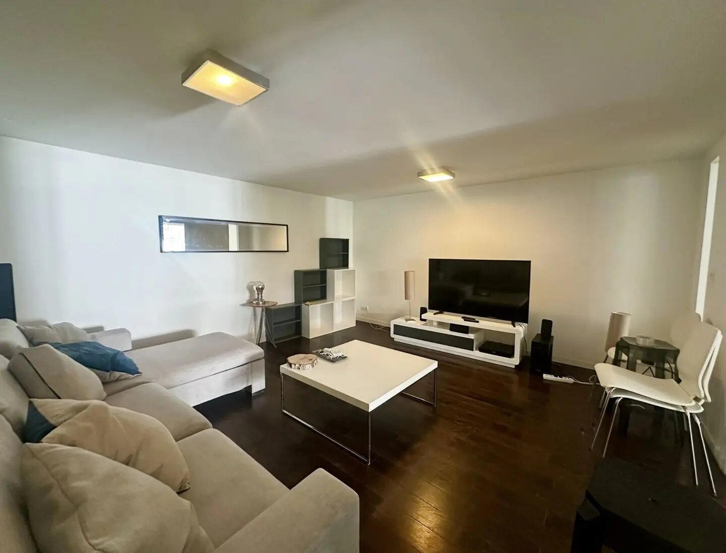 Appartement à louer, 107m², Courbevoie